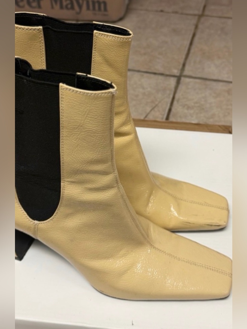 Zara’s Women's Cream Chelsea Block Heel Boot with Black Elastic and square toe